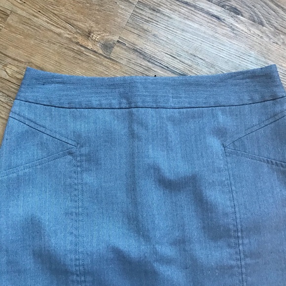 Banana republic pencil skirt - Picture 3 of 6